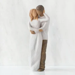 Together (Woman: Lighter Skin, Man: Darker Skin)